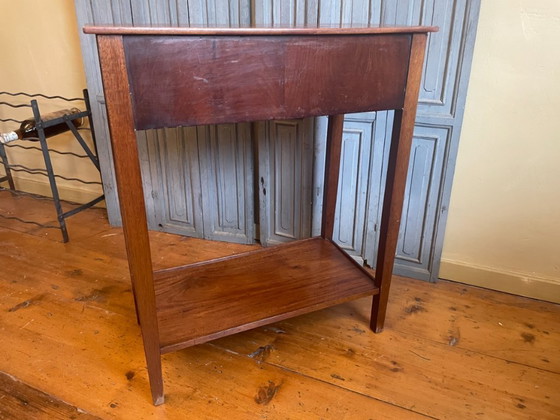 Image 1 of Tavolino laterale in mogano, tavolino francese