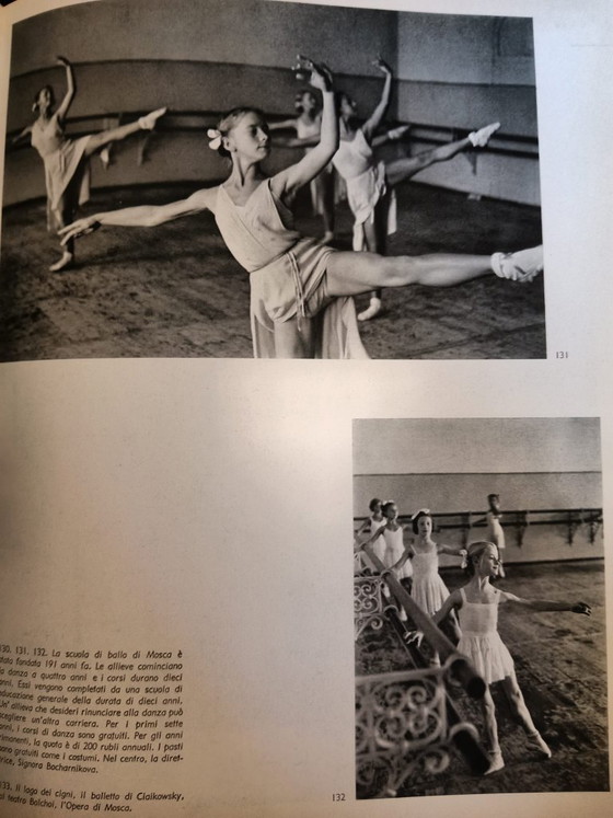 Image 1 of « Moscou » par Henri Cartier-Bresson, 1955