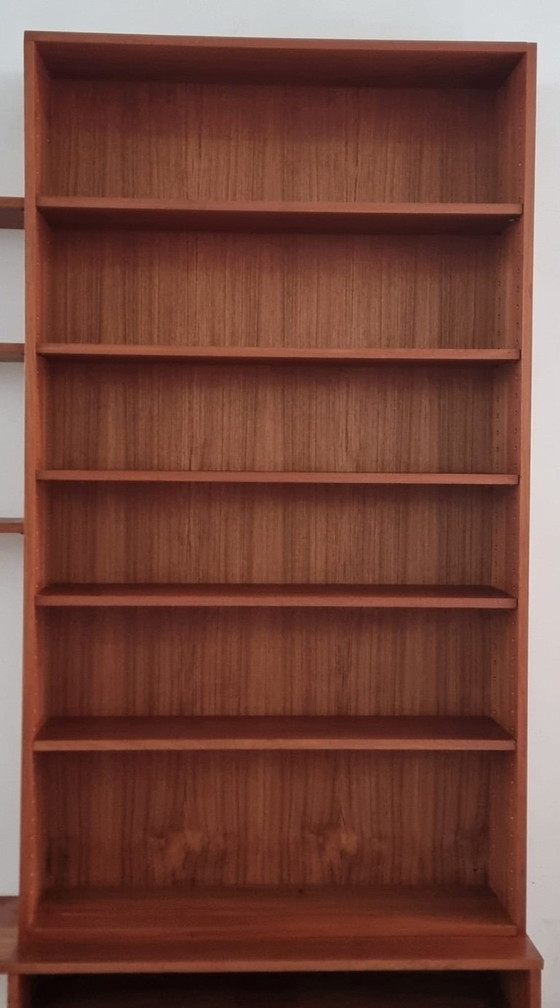 Image 1 of Librería de mediados de siglo