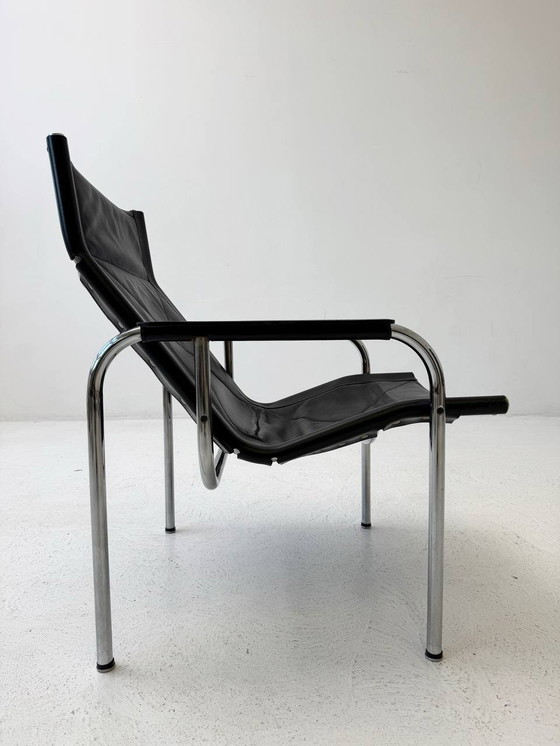 Image 1 of Mid Century 1127 Fauteuil En Cuir Noir De Strässle, 1960Er Avec Ottoman