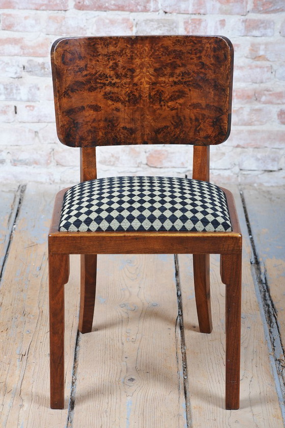 Set van vier gerestaureerde art-deco stoelen, beuken-, sparren- en walnootfineer, Tsjechisch, jaren 1920 (photo 9 of 16)