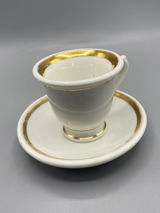 Tasse et soucoupe Brûlot en porcelaine dorée antique, XIXe siècle – Objets déco, Gold (photo 3 of 5)