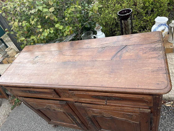 Großes antikes französisches Holzbuffet Normandie – Buffetschränke, Wood (photo 10 of 14)