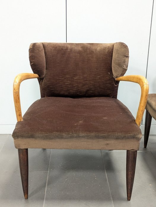 Image 1 of Paire de fauteuils, années 1940, bois, tissu