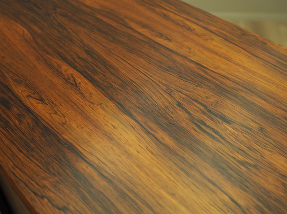 Image 1 of Planche haute en bois de rose, design danois, années 1970, production : Danemark