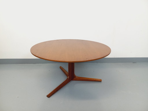 Bernhard Pedersen & Son Vintage Danish Scandinavian Round Coffee Table in Teak from the 60s