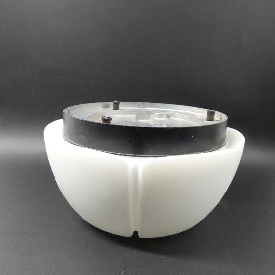 Image 1 of Bloemvormige plafond- of wandlamp van Glashütte Limburg, jaren 70.