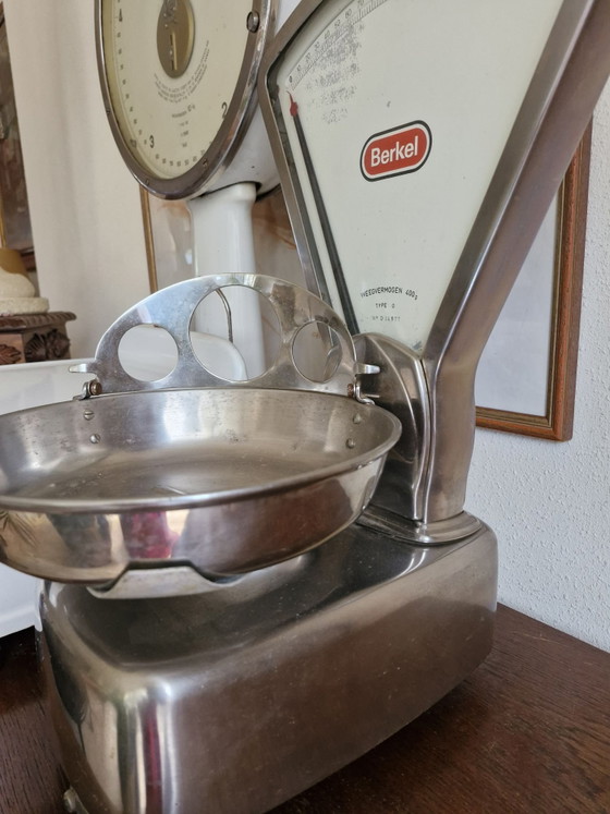 Beautiful set of Vintage Berkel Scales - Large White Enamel & Piccolo Stainless Steel – Decorative Objects (photo 6 of 6)