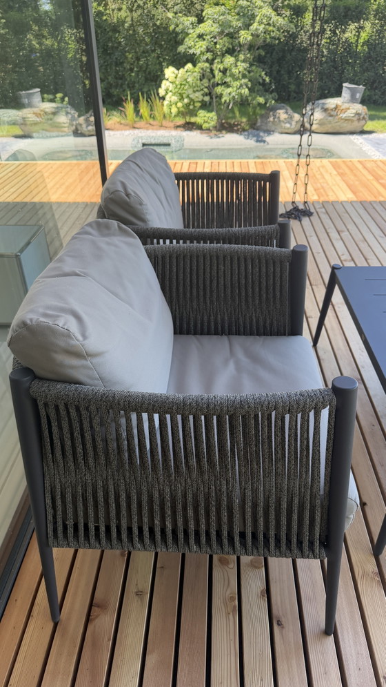 Image 1 of Loungeset van Unopio uit de Luce-serie.