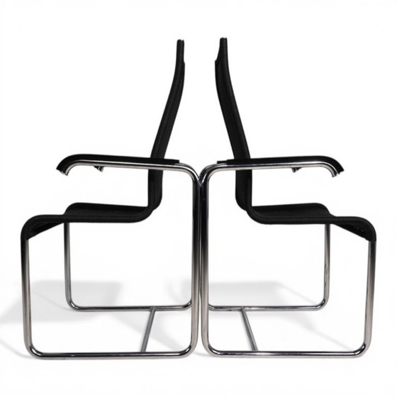 Image 1 of Ensemble de 2 chaises cantilever Tecta D25 avec accoudoirs, par Axel Bruchhäuser, 1980