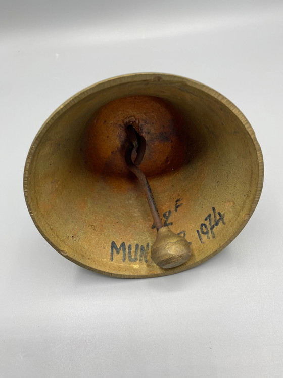 Große Glocke aus Münstermessing – Adlerdekor und geprägte Verzierungen – Dekorative Objekte, Brass (photo 4 of 6)