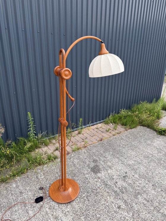 Lampada ad arco vintage in teak – Lampade da terra, Textile, Wood (photo 12 of 15)