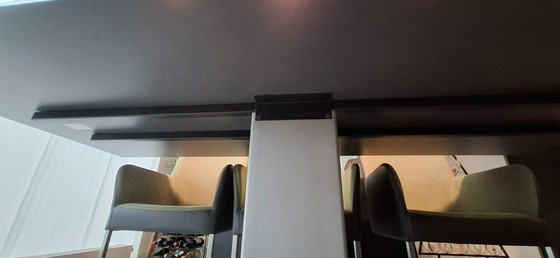 Image 1 of table à manger avec un magnifique plateau en céramique