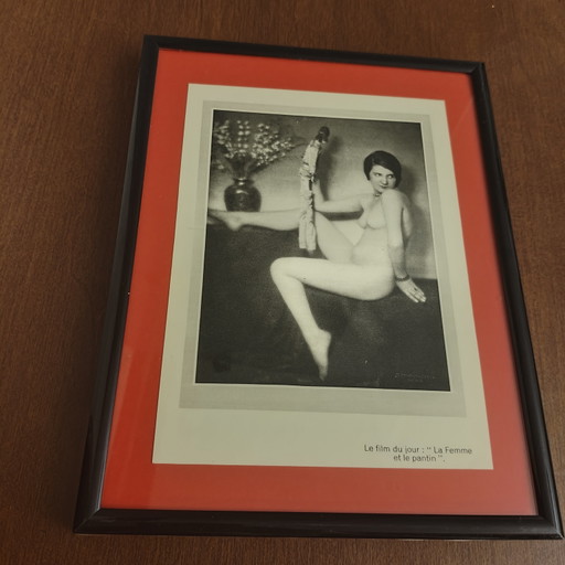 Originele Franse Magazinepagina uit de jaren 1920–1930 – Art Deco Fotografie – Ingelijst 26 × 19 cm (photo 2 of 5)
