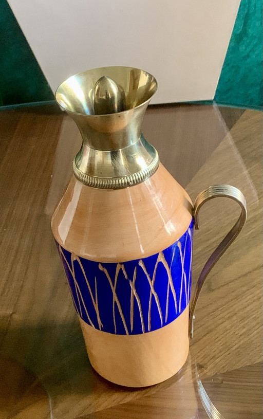 Exceptionnelle Carafe Thermos Aldo Tura pour Macabo – Bois Sculpté à la Gouge et Laque Bleu Cobalt Vif (1950s)
