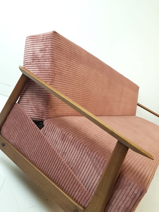 Image 1 of Divano letto rosa vintage | divano a coste rosa