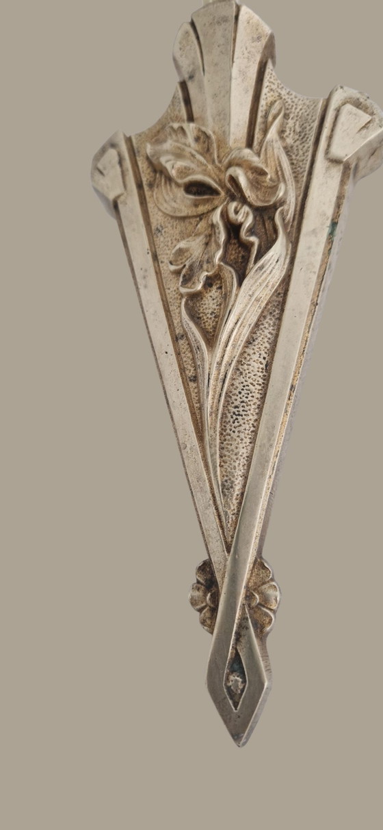 Image 1 of Jugendstil-Wandleuchte aus vergoldeter Bronze – Tulpenförmiger Schirm aus mattiertem Glas – Um 1900