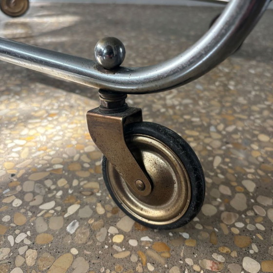 Image 1 of Carrito Bauhaus de metal cromado y cristal, década de 1930, Países Bajos