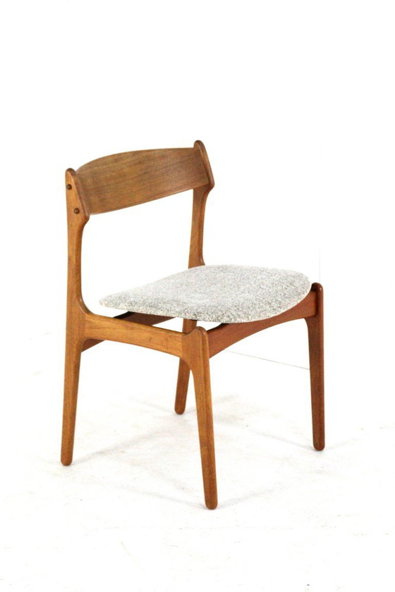 Image 1 of Set di 8 sedie Erik Buch, modello OD Mobler 49, da pranzo, vintage, appena rivestite.