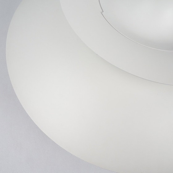 Par de lámparas colgantes PH 5 de 2 pulgadas diseñadas por Poul Henningsen. – Louis Poulsen (photo 6 of 15)