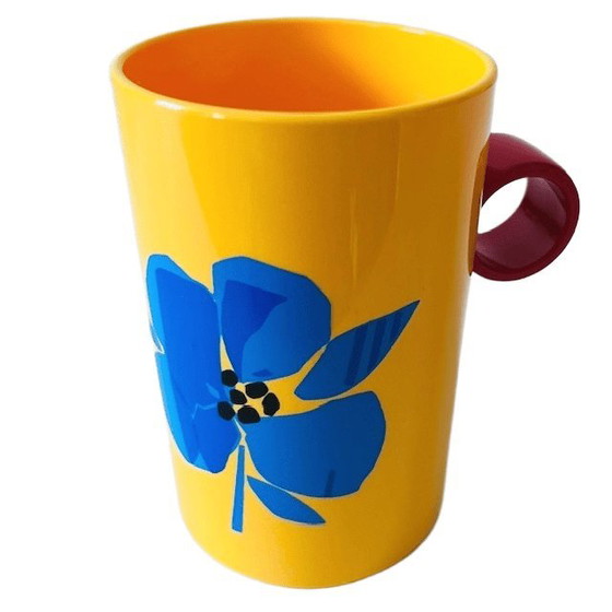 Image 1 of Juego de vasos de plástico Coppia flores amarillas y azules años 80