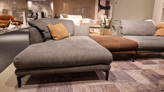 Image 1 of Label Ginny Corner Unit