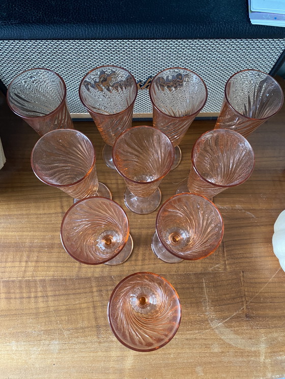 Image 1 of Vintage Luminarc Rosaline Pink Swirl champagneglazen uit Frankrijk