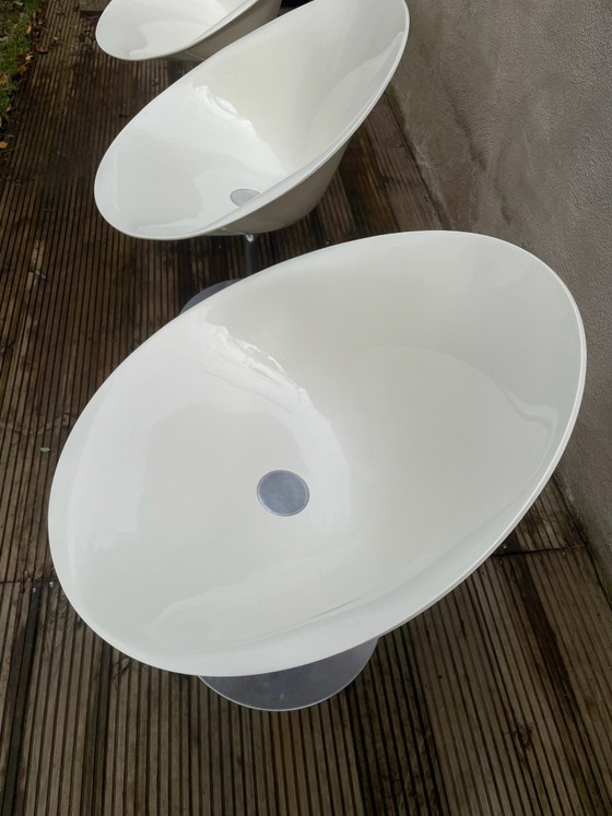 3x Kartell Ero|S| (Eros) Chaises pivotantes, Philippe Starck, Aluminium, Plastique, Blanc (photo 6 sur 10)