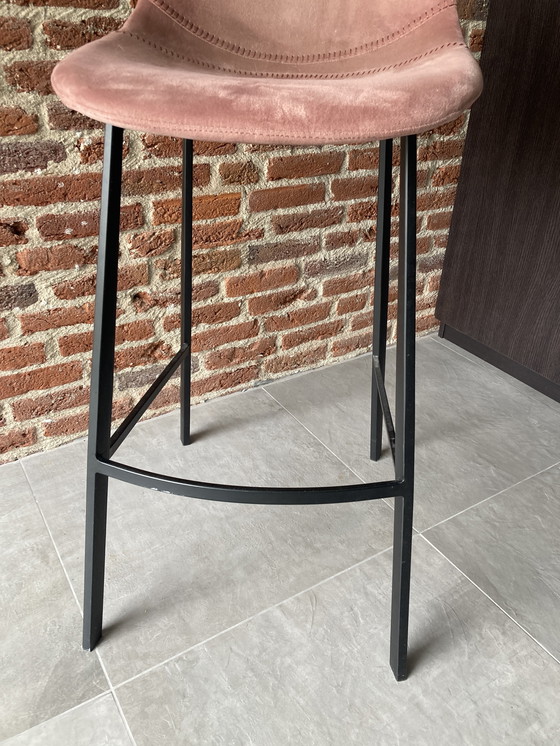 Image 1 of Dutchbone Tabouret de bar Franky en velours rose, haut