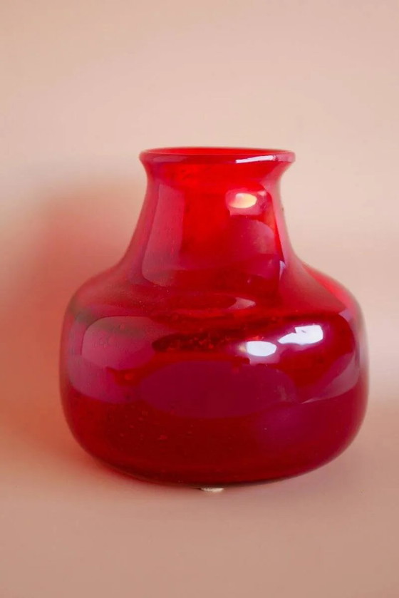 Image 1 of Red glass vase by Erik Höglund for Bodafors, 1960s