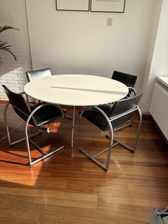 Image 1 of Table de salle à manger ronde Kartell Glossy 130 cm
