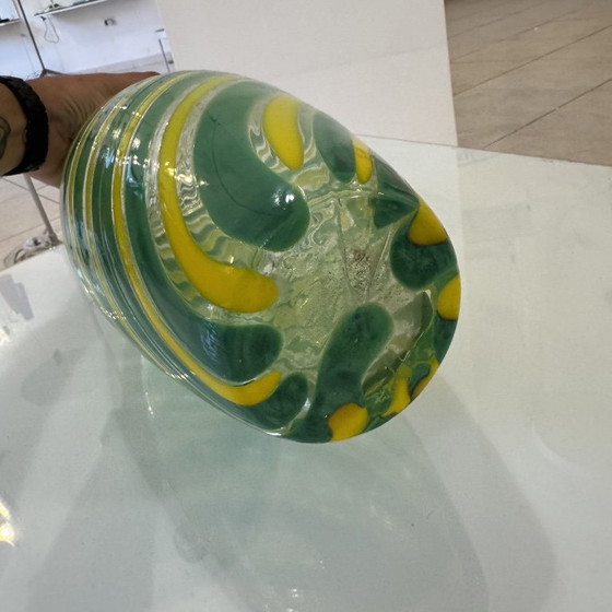 Murano glazen vaas 38 cm, vintage design met groene en gele banden, Venini-stijl – Decoratieve objecten (photo 5 of 6)