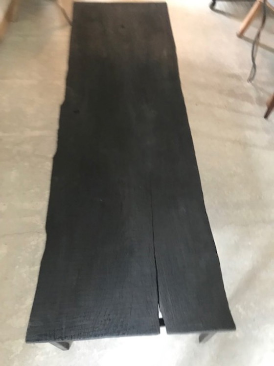 Image 1 of Tavolino in legno bruciato nero