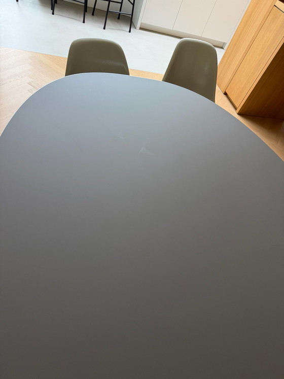 Design table Fritz Hansen 240 long – Dining tables, rvs, Plastic (photo 5 of 5)