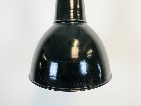 Image 1 of Lampe Bauhaus vintage industrielle en émail noir, années 1930
