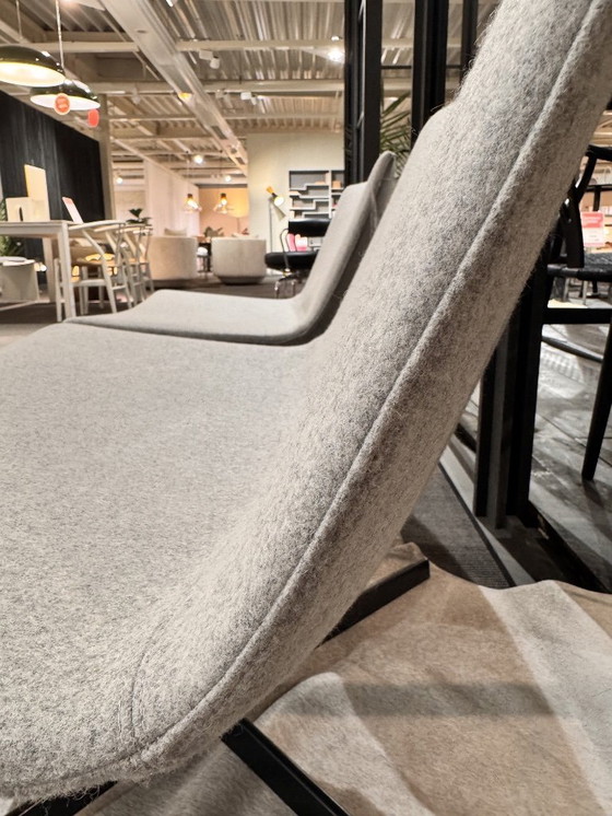 Image 1 of set di 2 sedie lounge design arper catifa 80