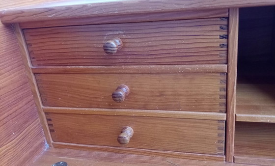 Image 1 of Bureau in Oregon Pine van Andreas Hansen voor Hadsten Träindustri