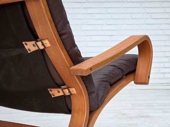 Image 1 of Fauteuil danois des années 1970 de la marque Komfort, cuir, toile et bois courbé.