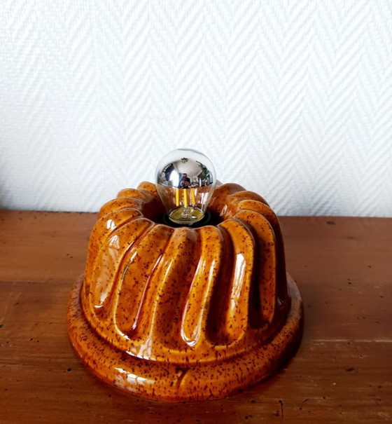 Image 1 of Lampe à poser moule à gâteaux en céramique 