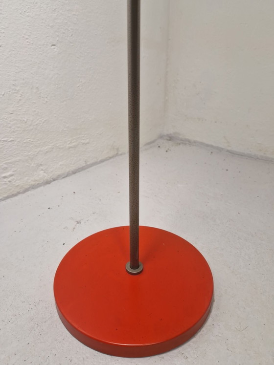Oranje vintage vloerlamp jaren 70 – Lampade da terra, Metallo (photo 2 of 5)