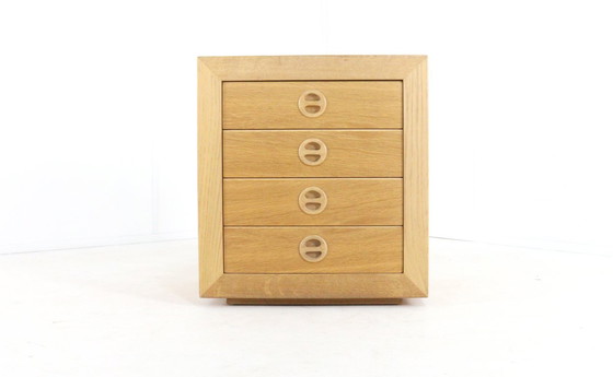 Image 1 of Ensemble de 2 tables de chevet en chêne vintage