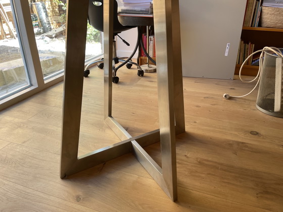 Vendo bellissimo tavolo da pranzo in rovere, diametro 125 cm. – de Tafelfabriek, Tavoli da pranzo, Metal (photo 9 of 12)