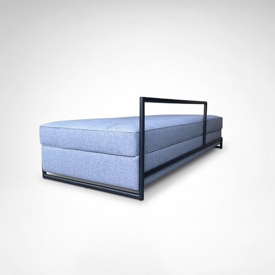 Day Bed by Eileen Gray in Black Metal and Kvadrat Wool Fabric for Classicon – Chaise longue (photo 8 of 11)