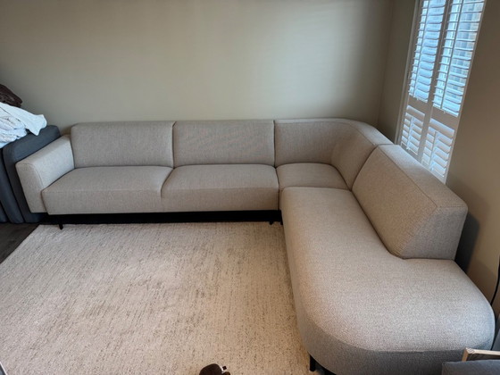 Image 1 of Enzo Luca corner sofa Mela