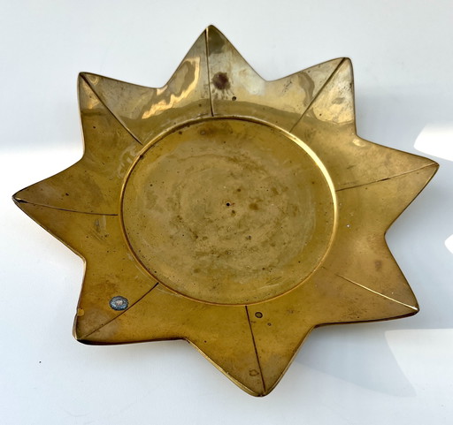 Cuenco vintage de latón con diseño de rayos de sol, estilo moderno de mediados de siglo, década de 1960