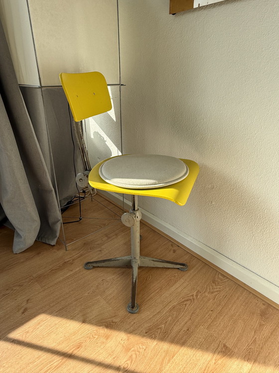 Image 1 of Friso Kramer per Ahrend de Circel 'sedia dell'architetto'