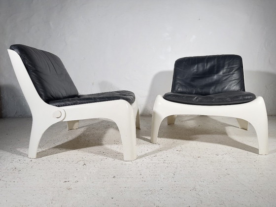 Iconiche poltrone lounge in fibra di vetro degli anni '70, in stile "era spaziale", di Carl Straub. (photo 6 of 14)