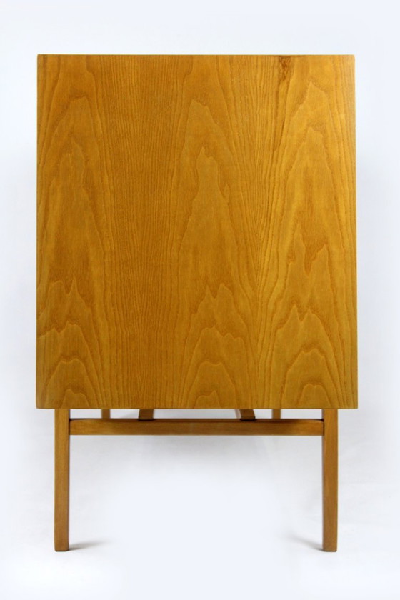Credenza Mid-Century Modern restaurata in mogano e frassino di UP Zavody, anni '60 – Credenze, Wood (photo 17 of 24)