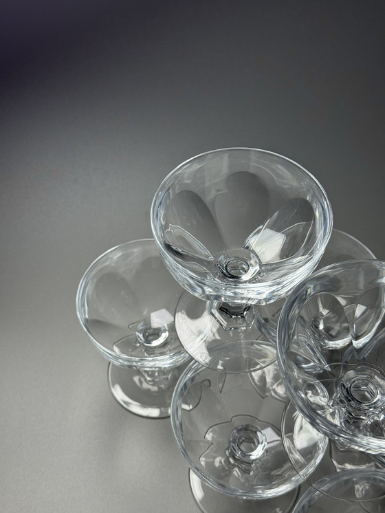 Image 1 of Set di 10 bicchieri da champagne in cristallo - Cristal d'Arques. Metà secolo