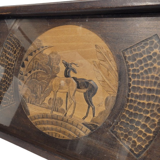 Image 1 of Tablett mit Antilopenschnitzerei, Holz, Art Deco, ps XX - Frankreich
